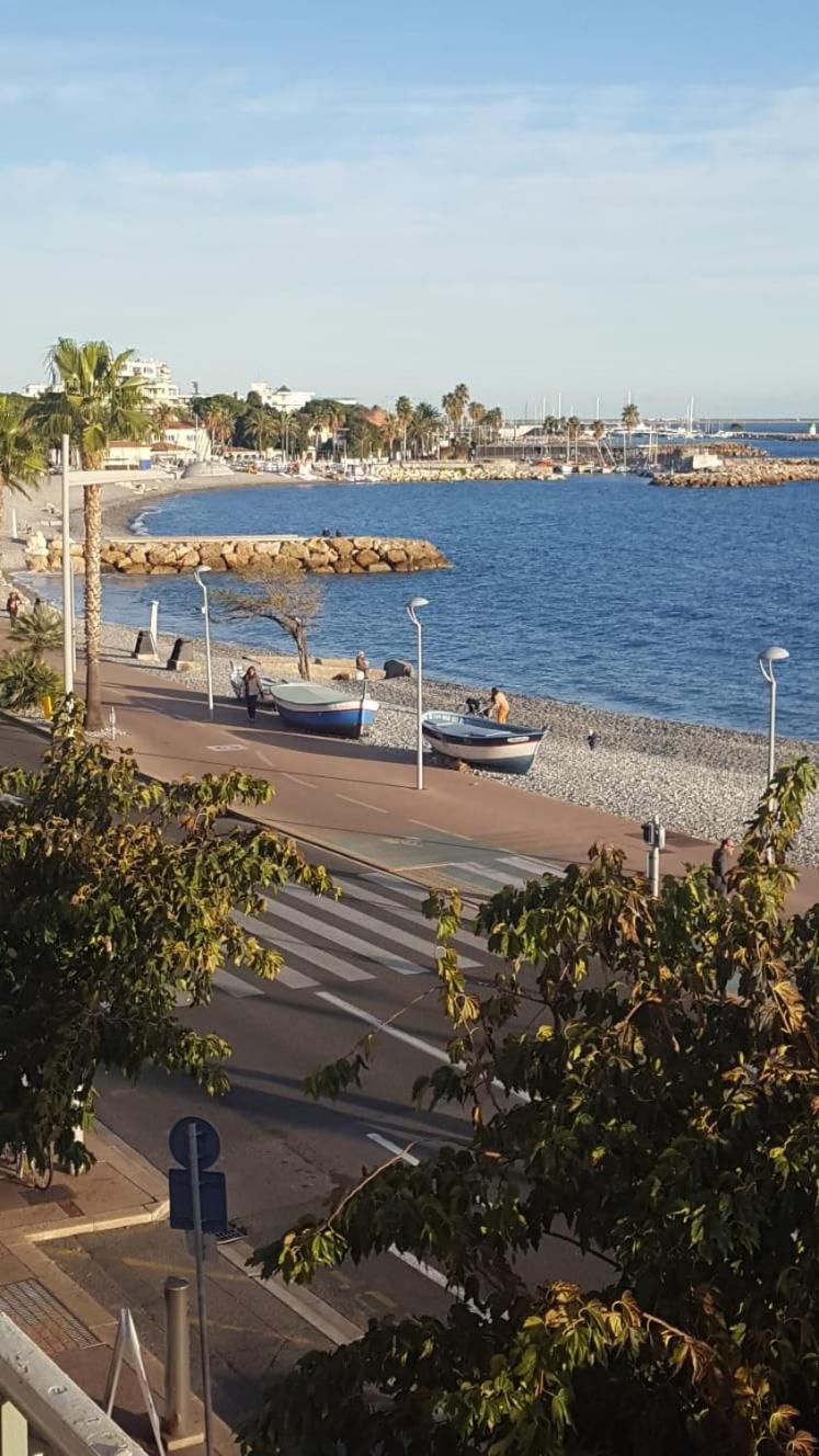 Appartements Au Cros De Cagnes Zimmer foto